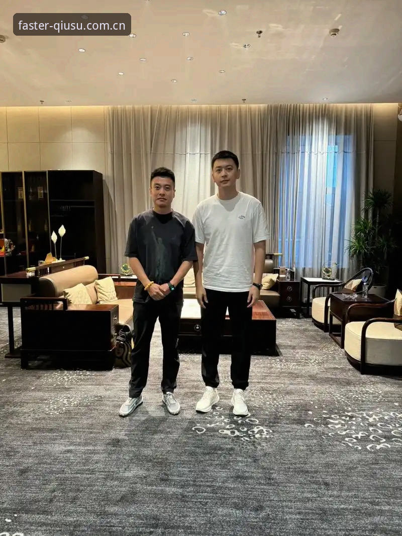 杨鸣的“C罗压力论”vs. 前锋进球潮：世界杯赛程安排背后的心理博弈